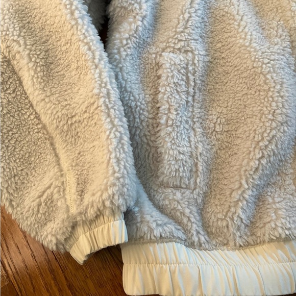 Like New Lululemon Reversible Fleece Jacket - Picture 9 of 14